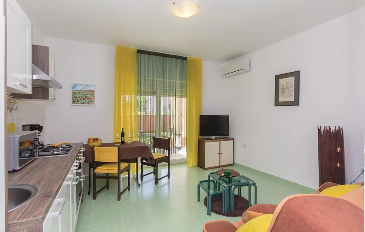 Apartment Apartman Snjezana Pula